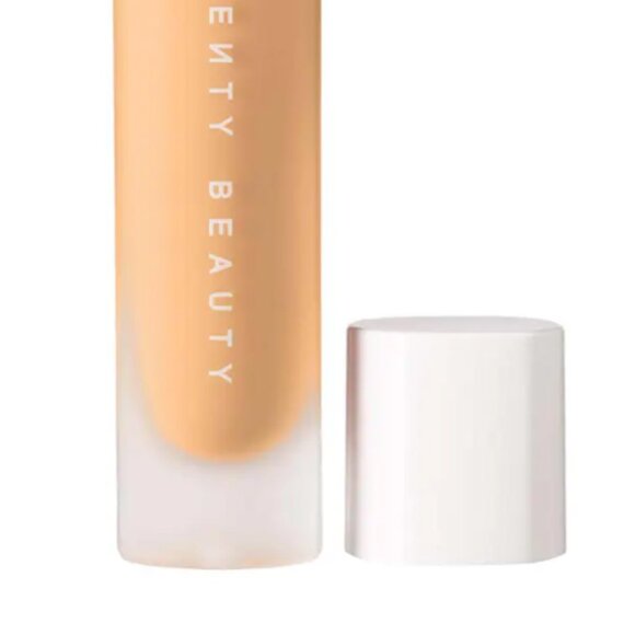 Fenty Beauty Soft filter Pro matte Longwear Foundtion - Picture 2 of 2